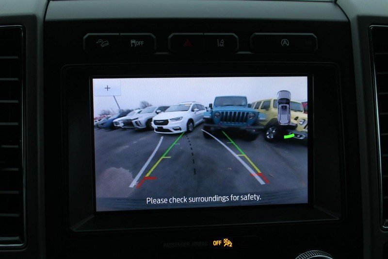 Used 2020 Ford Expedition XLT image 20