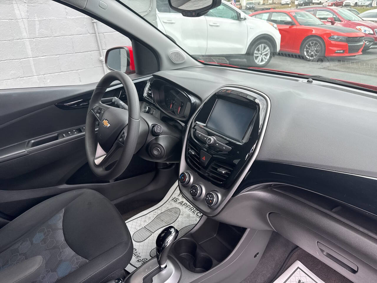 Used 2016 Chevrolet Spark LT FWD image 28