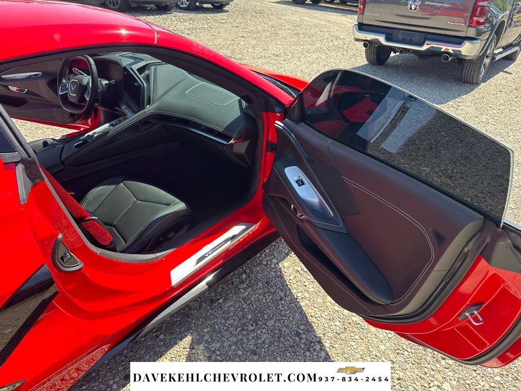 Used 2026 Chevrolet Corvette Stingray Coupe w/ Z51 Performance Package RWD image 17