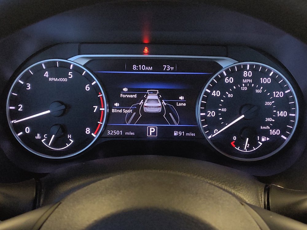 Used 2025 Nissan Sentra SV FWD image 23
