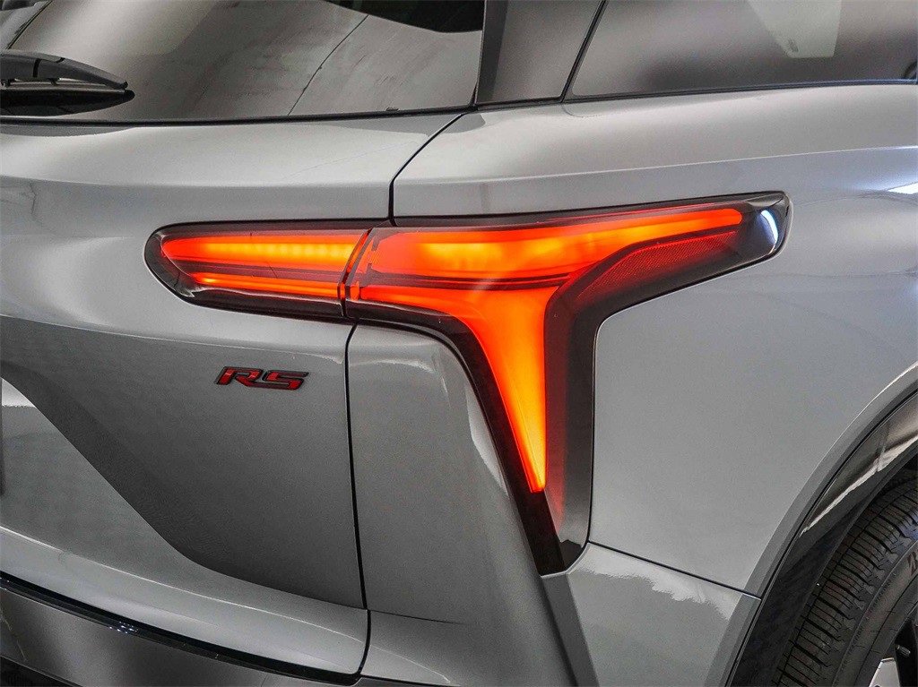 New 2026 Chevrolet Blazer EV RS image 9