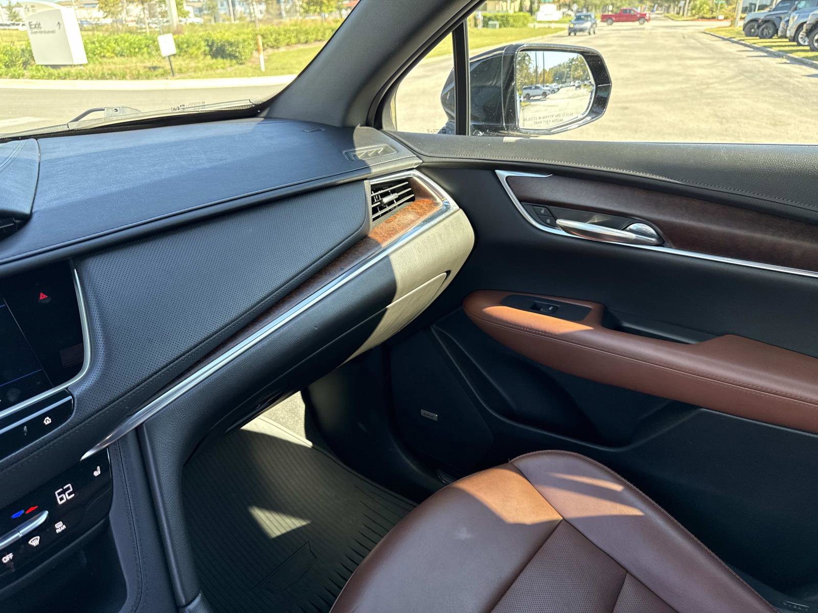 Used 2021 Cadillac XT5 Premium Luxury image 25