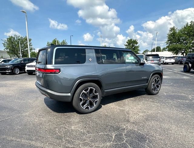 Used 2024 Rivian R1S Adventure AWD/4WD image 10