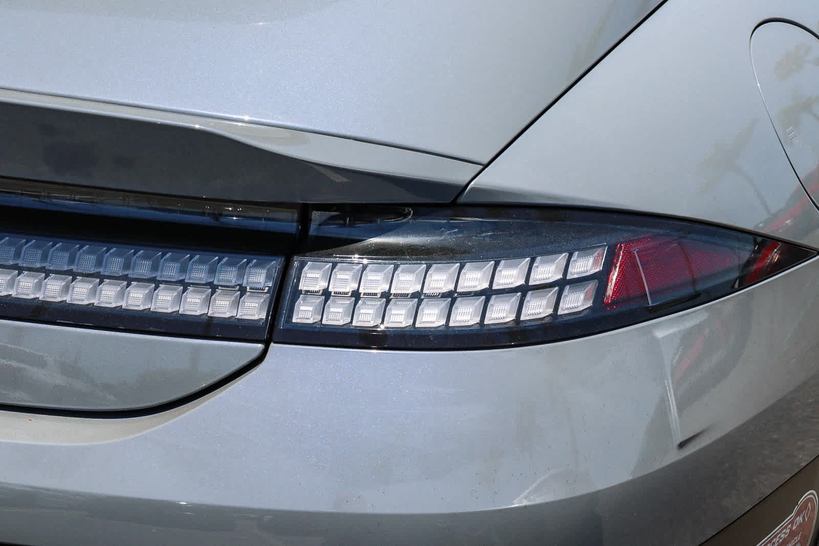 Used 2024 Hyundai Ioniq 6 SEL RWD image 11