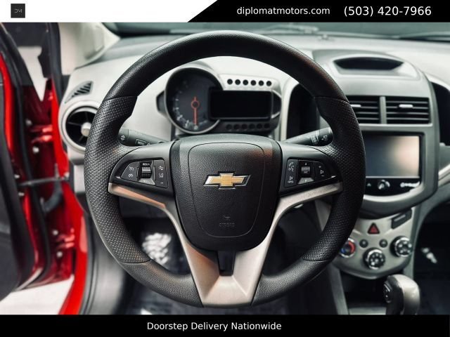 Used 2015 Chevrolet Sonic LT w/ Wheels and Fog Lamp Package FWD image 27