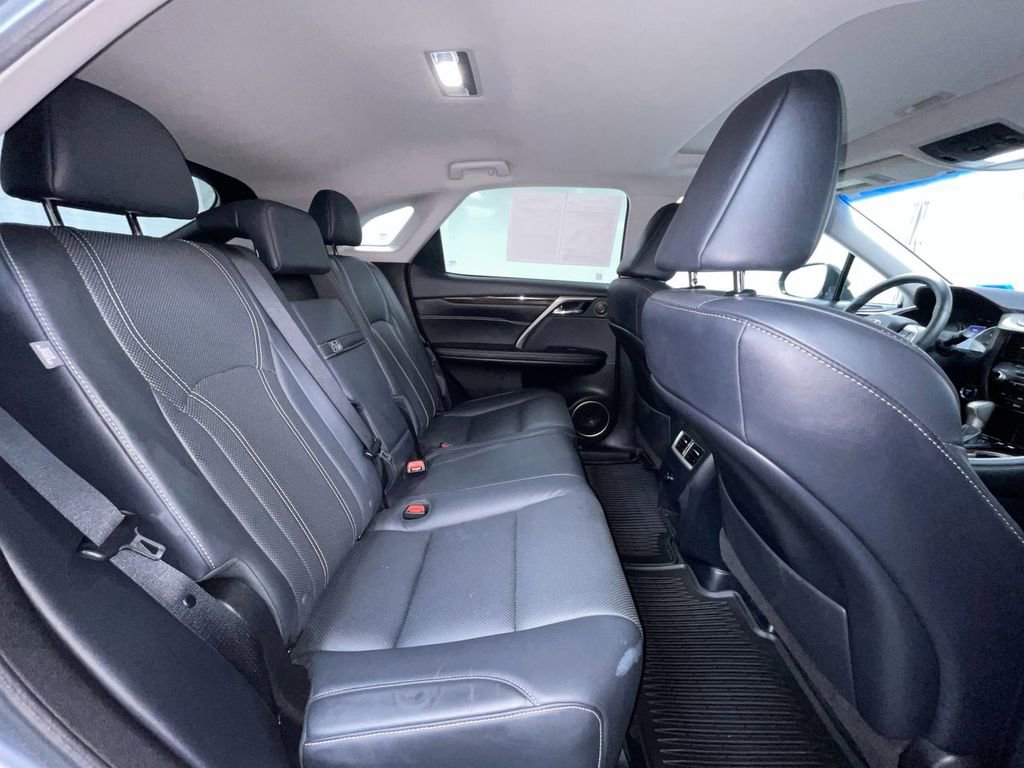 Used 2018 Lexus RX 450h AWD image 12