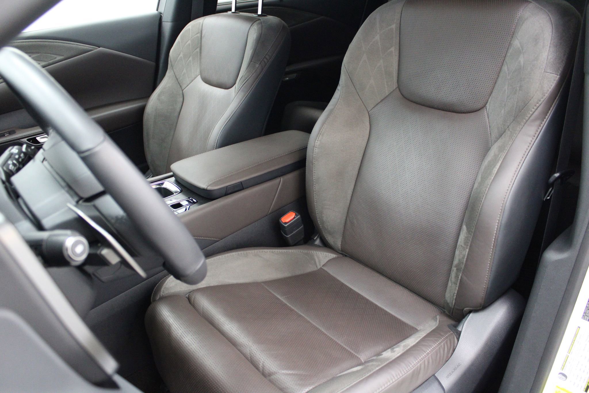 Used 2024 Lexus RX 350 w/ Convenience Package AWD/4WD image 15
