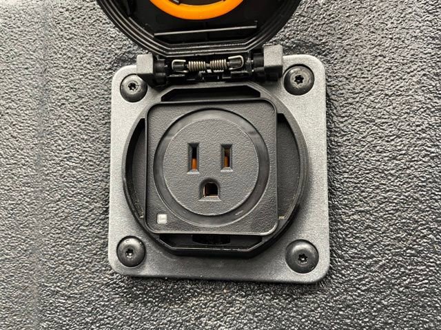 Certified 2024 GMC Canyon AT4 w/ AT4 Premium Package image 17