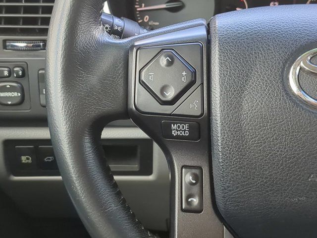 Used 2018 Toyota Sequoia Limited w/ Safety & Convenience Package AWD/4WD image 30