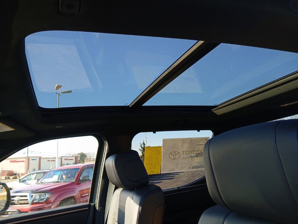 New 2026 Toyota Tundra Platinum image 7