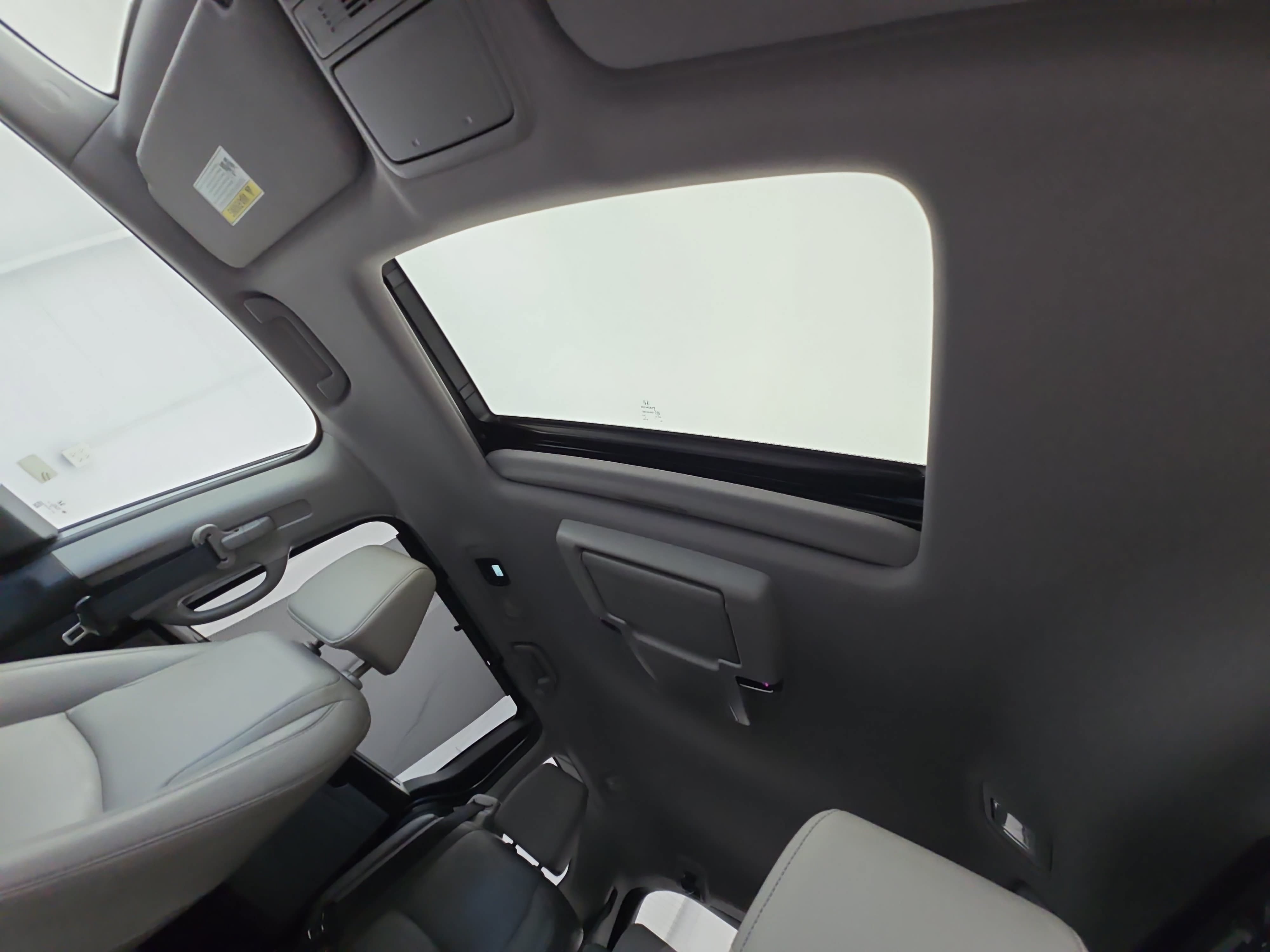 Used 2018 Honda Odyssey EX-L image 31