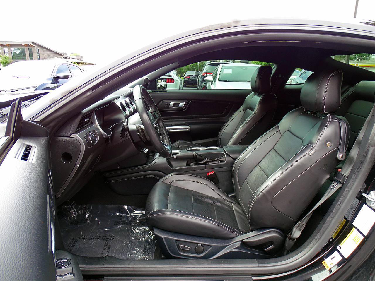Used 2021 Ford Mustang GT Premium w/ Equipment Group 401A RWD image 17