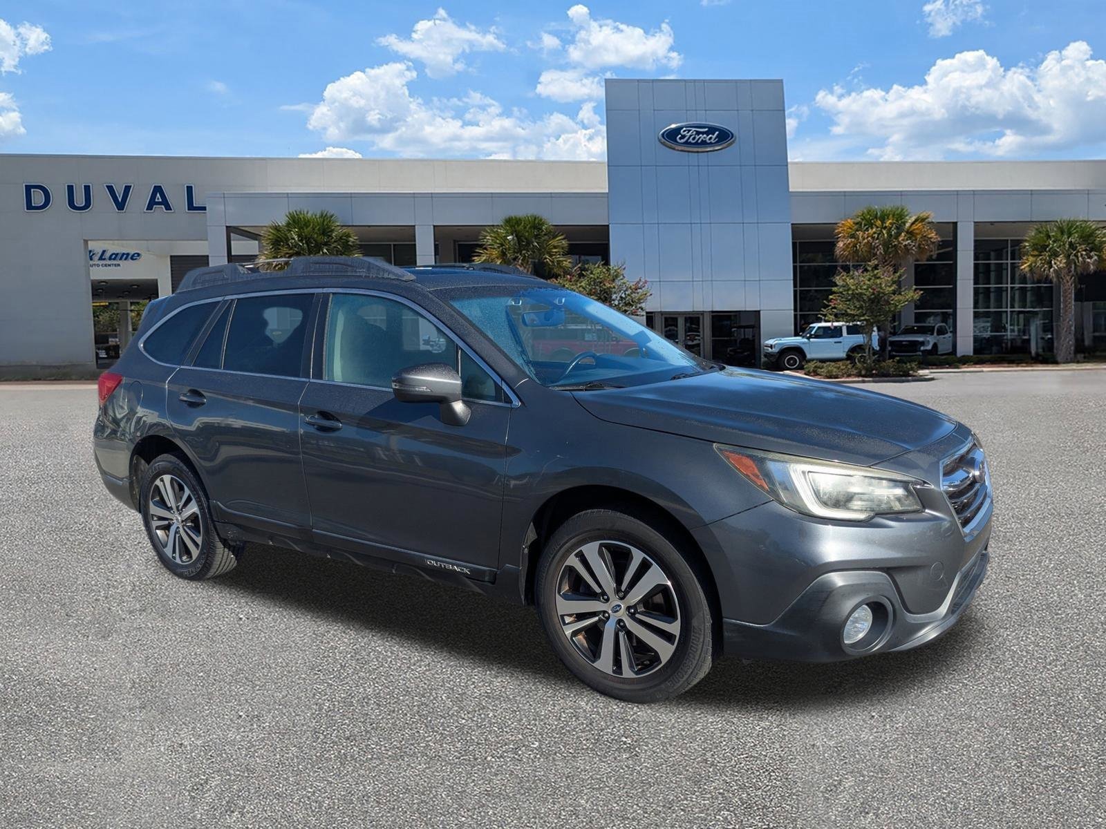 Used 2018 Subaru Outback 2.5i Limited image 2