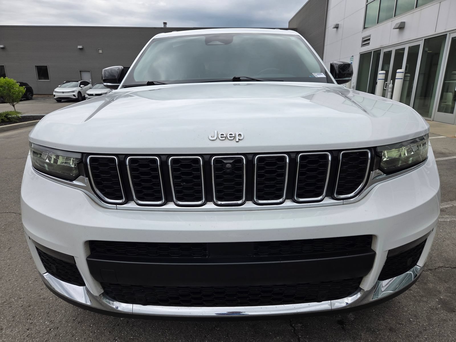 Used 2022 Jeep Grand Cherokee L Limited w/ Luxury Tech Group II AWD/4WD image 5