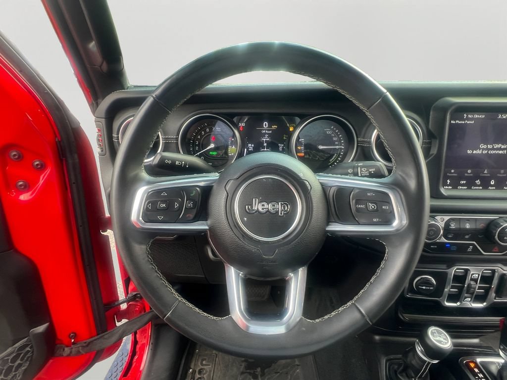 Used 2023 Jeep Wrangler Unlimited Sahara w/ Cold Weather Group AWD/4WD image 12