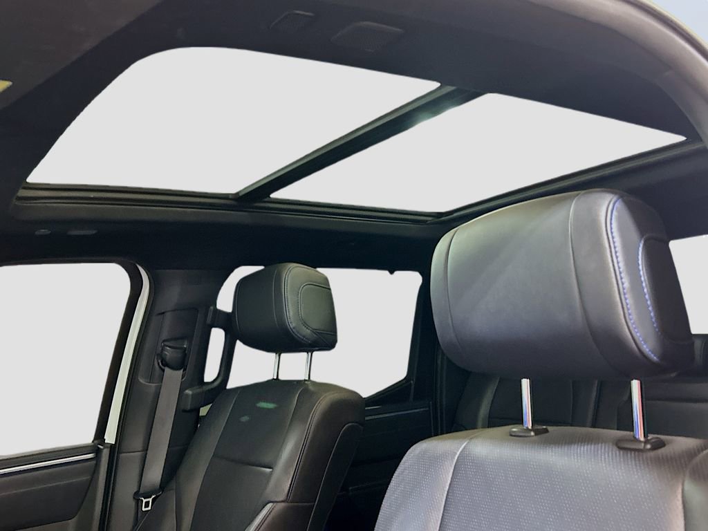 Used 2023 Toyota Tundra Platinum AWD/4WD image 19