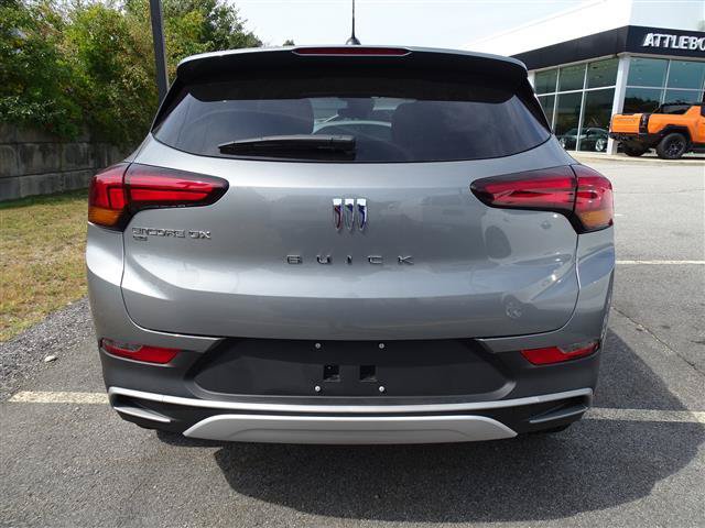 Used 2025 Buick Encore GX Preferred AWD/4WD image 4