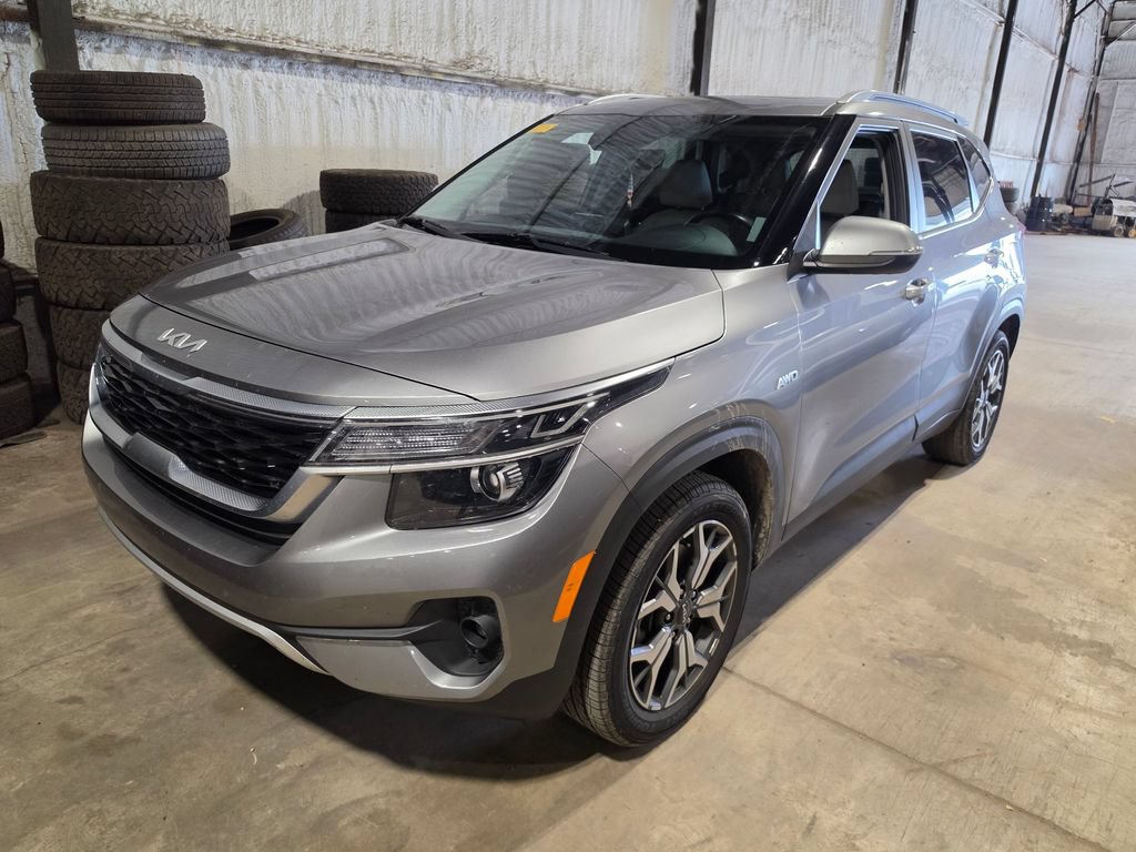 Used 2023 Kia Seltos EX