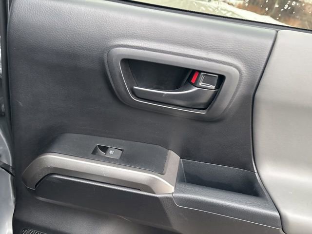 Certified 2019 Toyota Tacoma SR5 image 15
