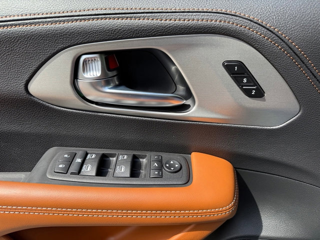 New 2026 Chrysler Pacifica Pinnacle w/ Trailer Tow Group image 13