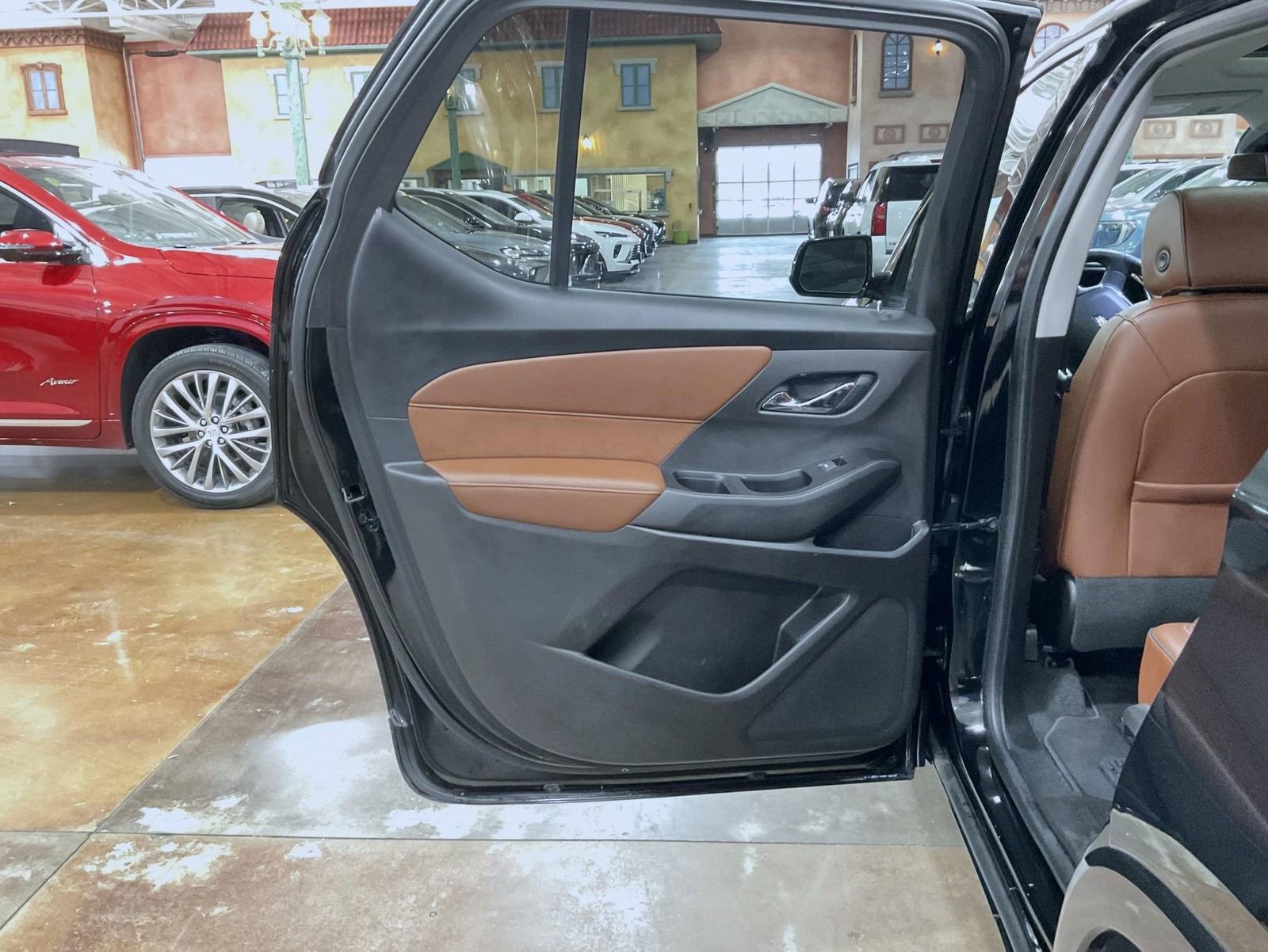 Used 2019 Chevrolet Traverse High Country image 21