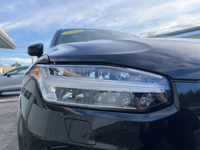 Certified 2025 Volvo XC90 B6 Ultra AWD/4WD image 12