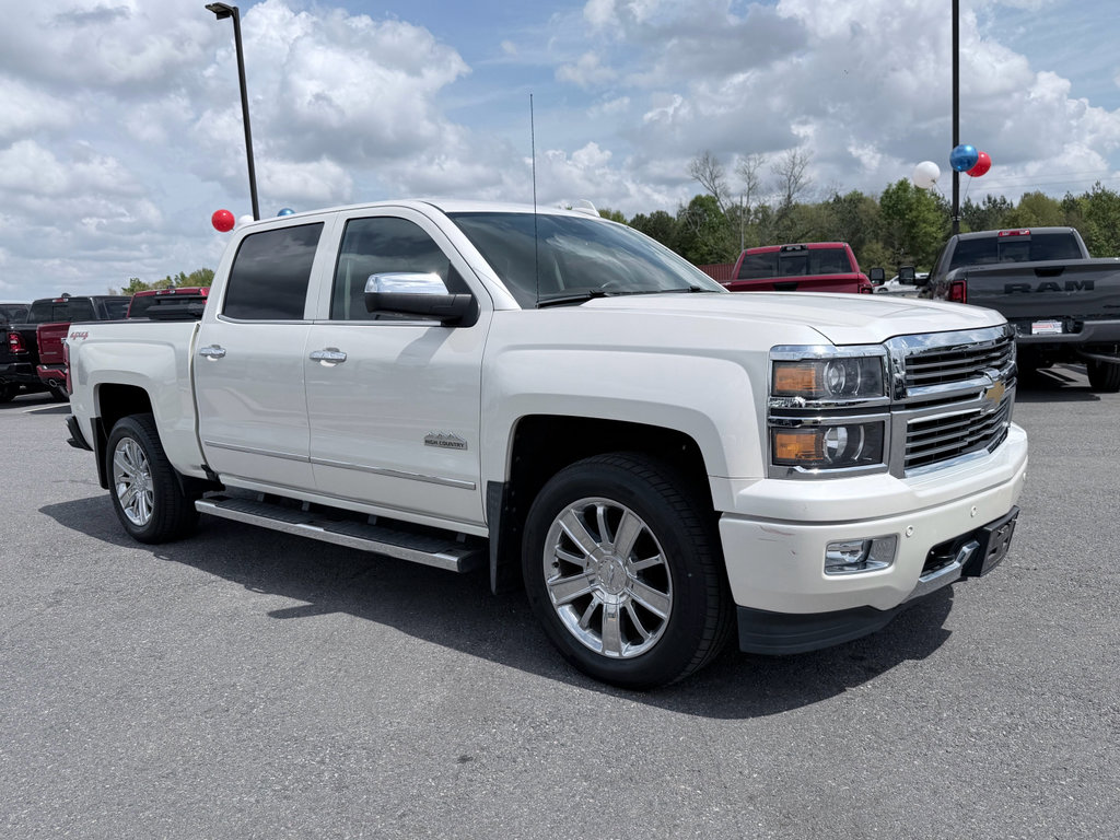 Used 2015 Chevrolet Silverado 1500 High Country w/ High Country Premium Package image 2