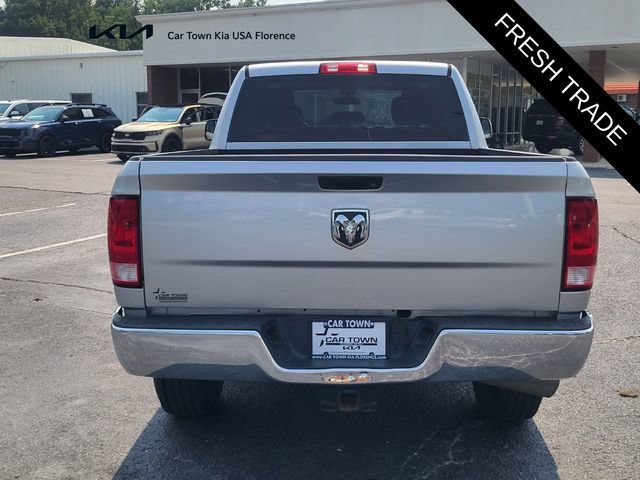 Used 2018 RAM 2500 Tradesman w/ Chrome Appearance Group RWD image 3