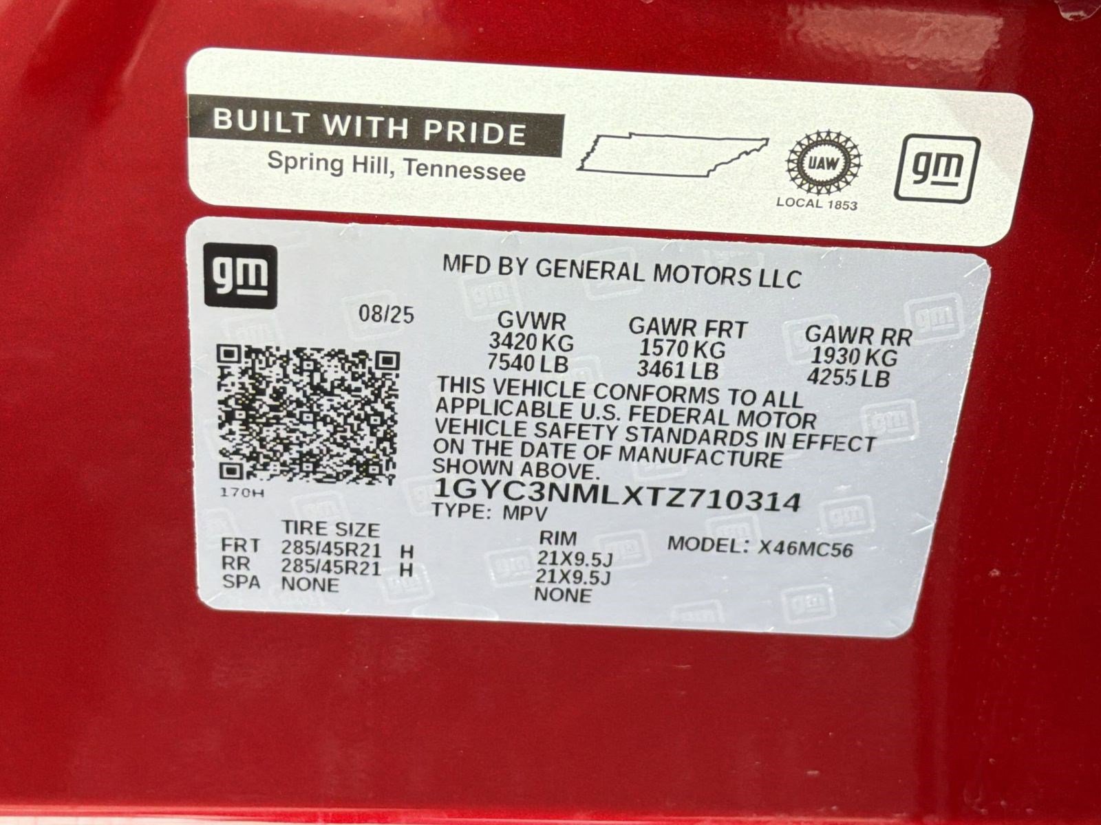 New 2026 Cadillac Vistiq Sport w/ LPO, Floor Liner Package AWD/4WD image 19