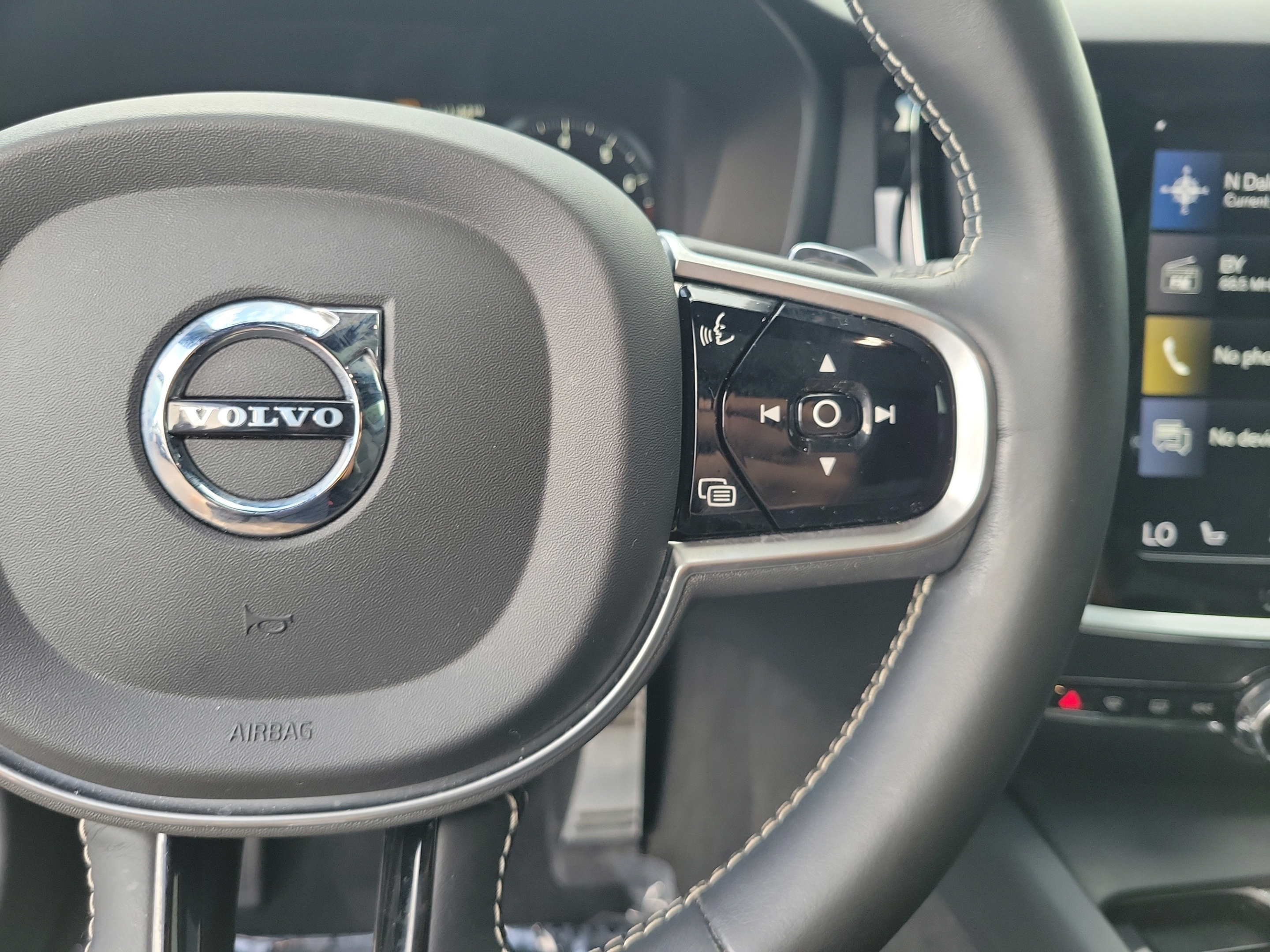 Used 2019 Volvo S60 T5 R-Design FWD image 17
