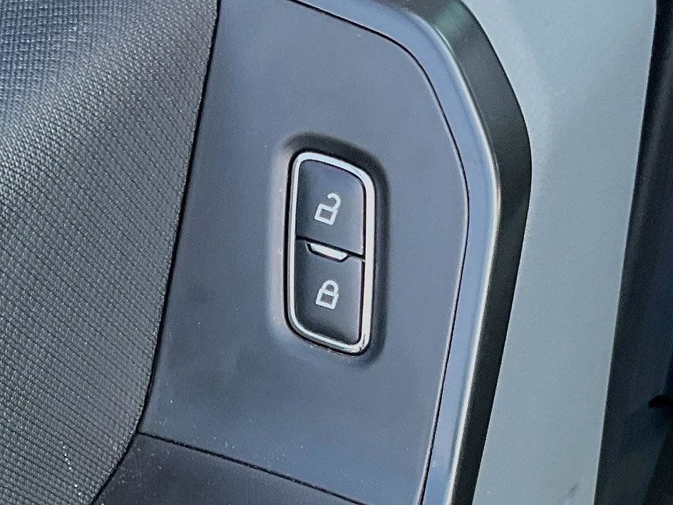 Used 2024 Ford F150 XL image 18