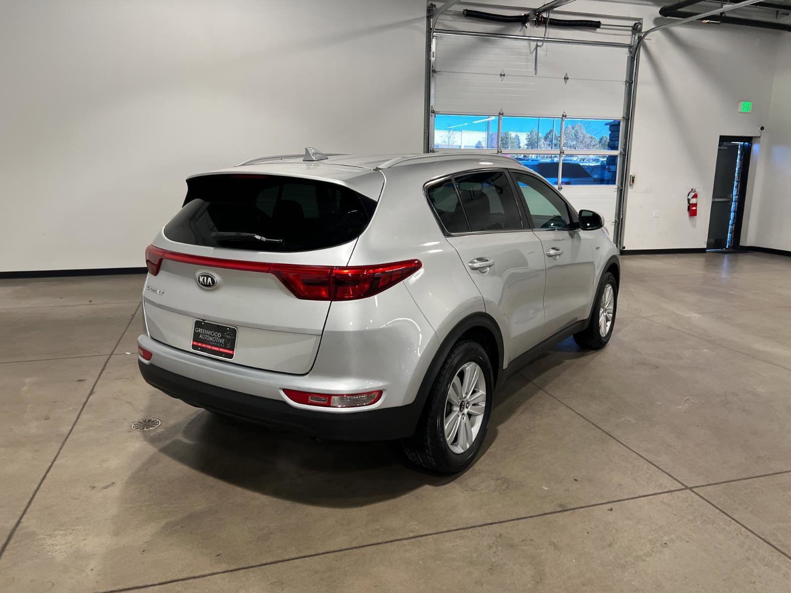 Used 2017 Kia Sportage LX w/ LX Popular Package image 3