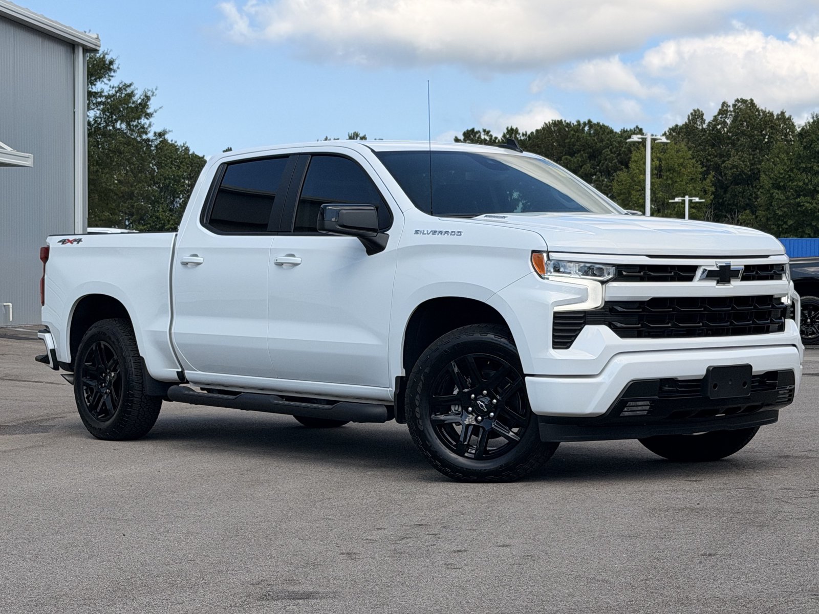 Used 2026 Chevrolet Silverado 1500 RST w/ RST Select Package AWD/4WD image 2