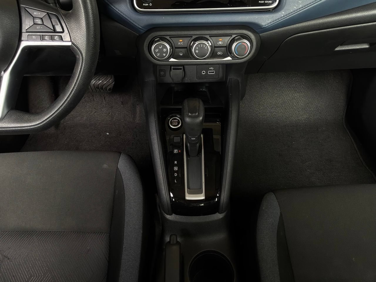 Used 2025 Nissan Versa SV FWD image 14