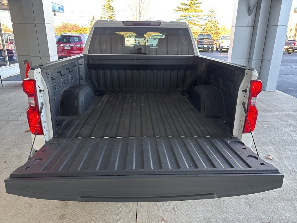 Used 2023 Chevrolet Silverado 1500 W/T w/ WT Value Package image 6