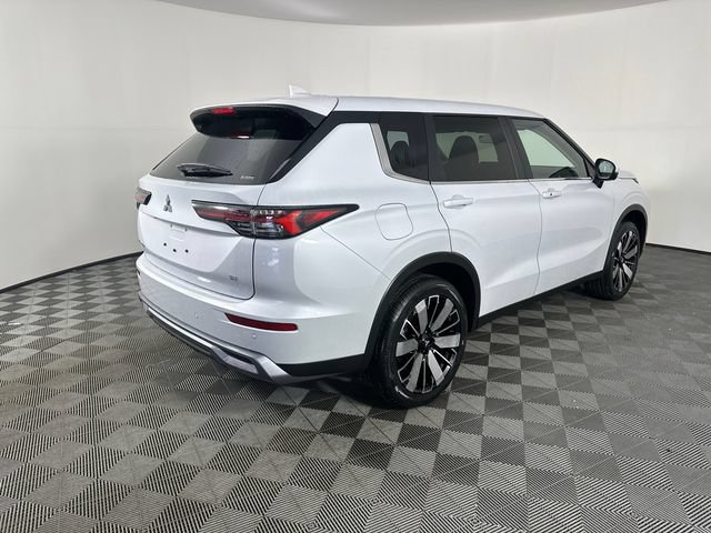 New 2026 Mitsubishi Outlander SE AWD/4WD image 9