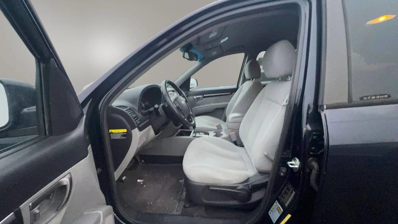 Used 2009 Hyundai Santa Fe SE image 15