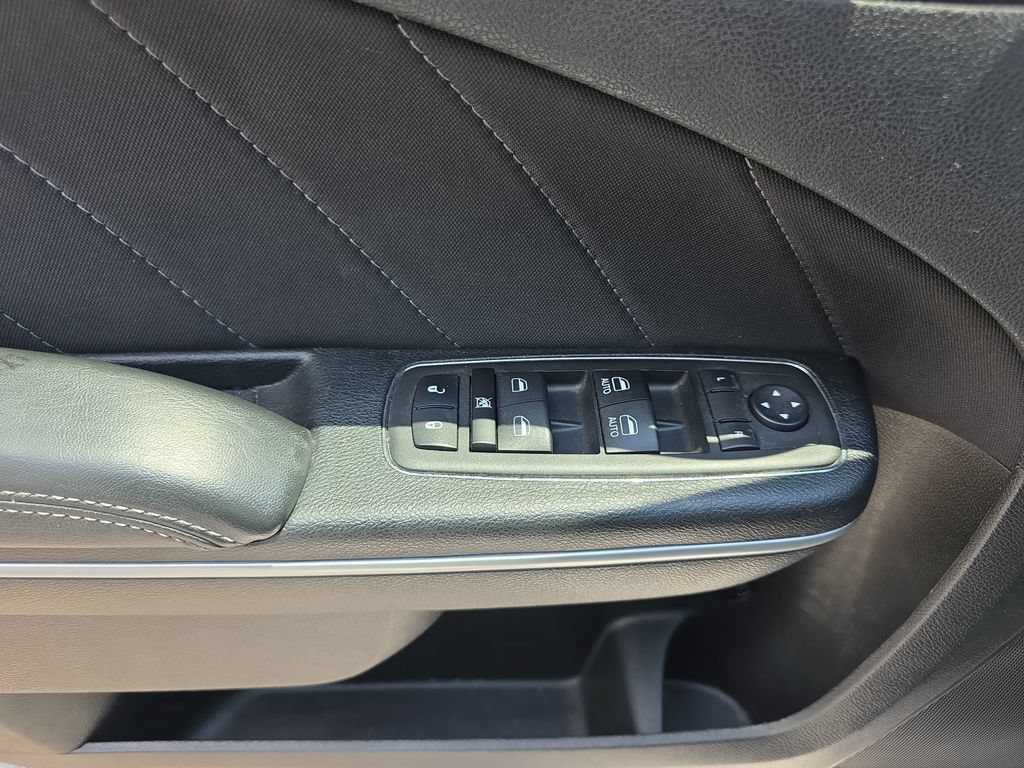 Used 2023 Dodge Charger SXT RWD image 26