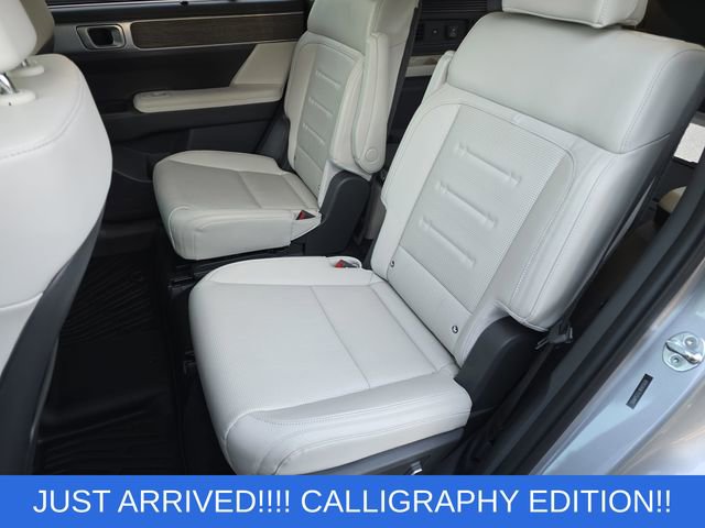 Used 2024 Hyundai Santa Fe Calligraphy image 16