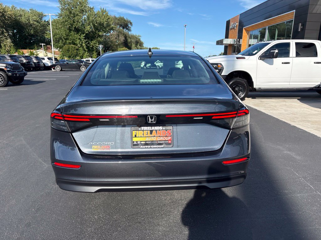 Used 2024 Honda Accord EX image 3
