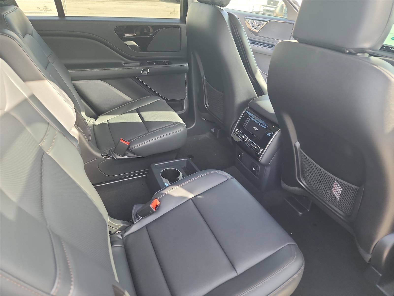 New 2026 Lincoln Aviator 2WD image 21