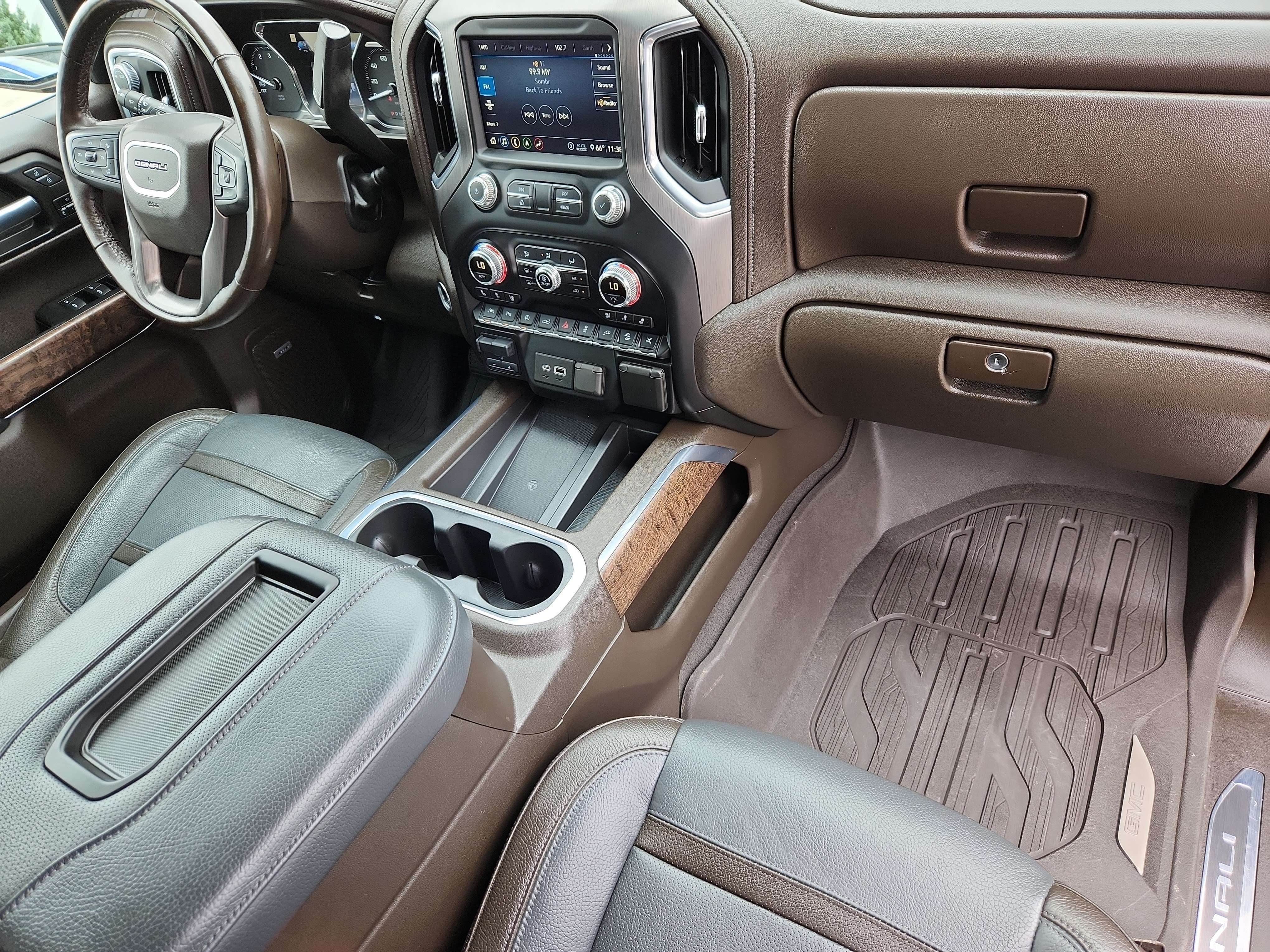 Used 2020 GMC Sierra 1500 Denali w/ Denali Ultimate Package AWD/4WD image 17