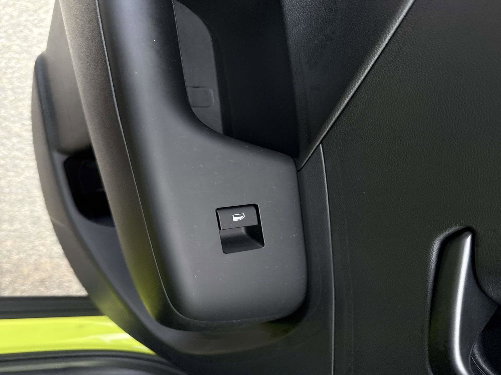 Used 2024 Hyundai Kona SEL image 12