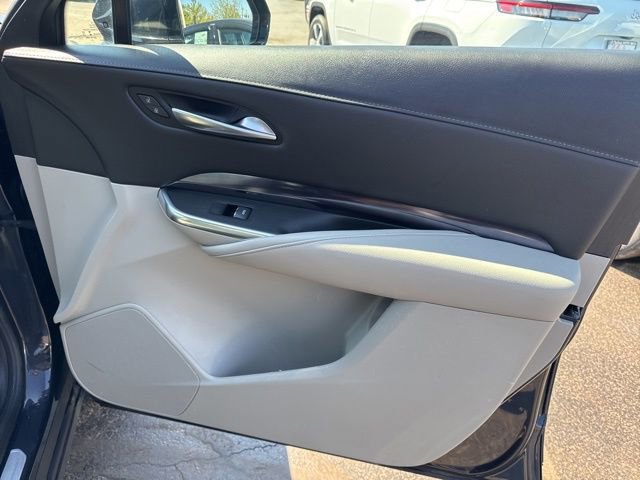 Certified 2023 Cadillac XT4 Luxury w/ Cold Weather Package AWD/4WD image 27