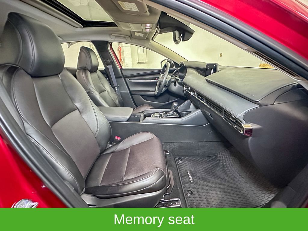 Used 2021 MAZDA MAZDA3 2.5 Turbo Sedan w/Premium Plus image 7