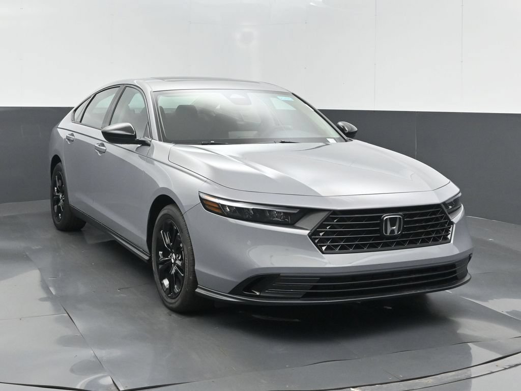 New 2025 Honda Accord SE image 3