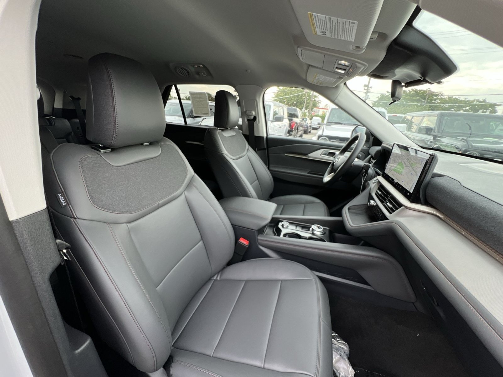 New 2026 Ford Explorer Active w/ Active Comfort Package AWD/4WD image 27