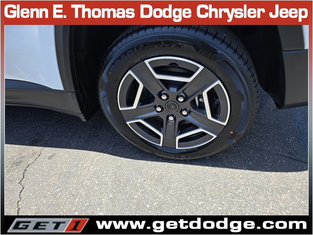 New 2026 Jeep Cherokee Laredo AWD/4WD image 7
