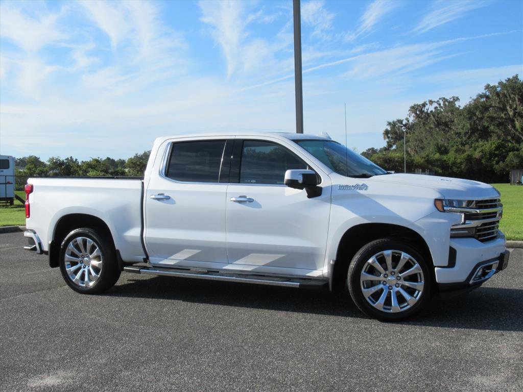 Used 2021 Chevrolet Silverado 1500 High Country w/ Technology Package image 2