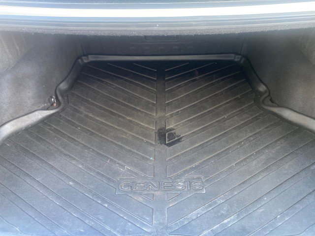 Used 2012 Hyundai Genesis 4.6 image 97